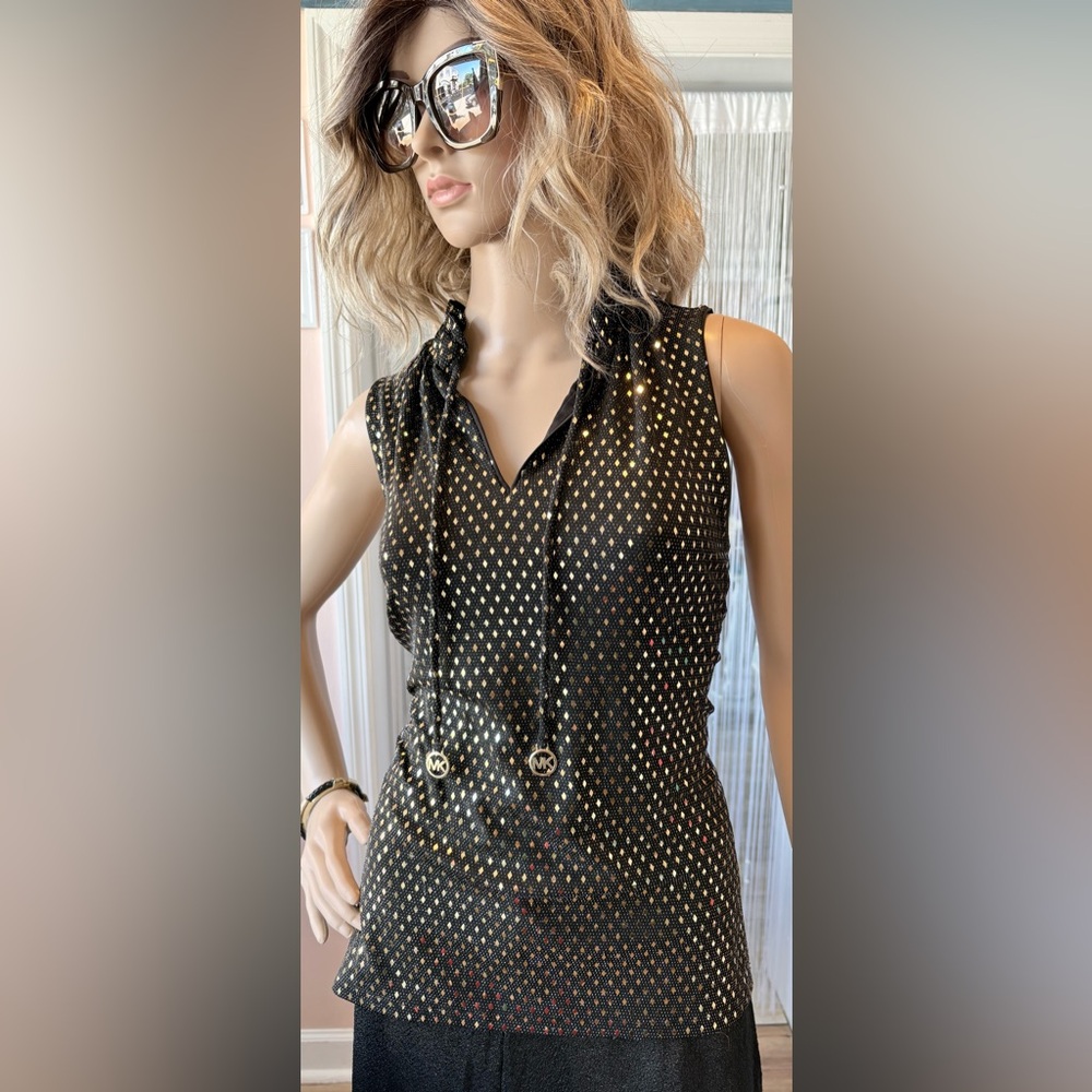 NWOT Michael Kors Black and Gold Polka Dot Sleeveless sequins Top size Medium.
